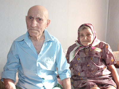 Юбилей нежной любви: чета Кастровец из Копейска отметила 65-летие совместной жизни