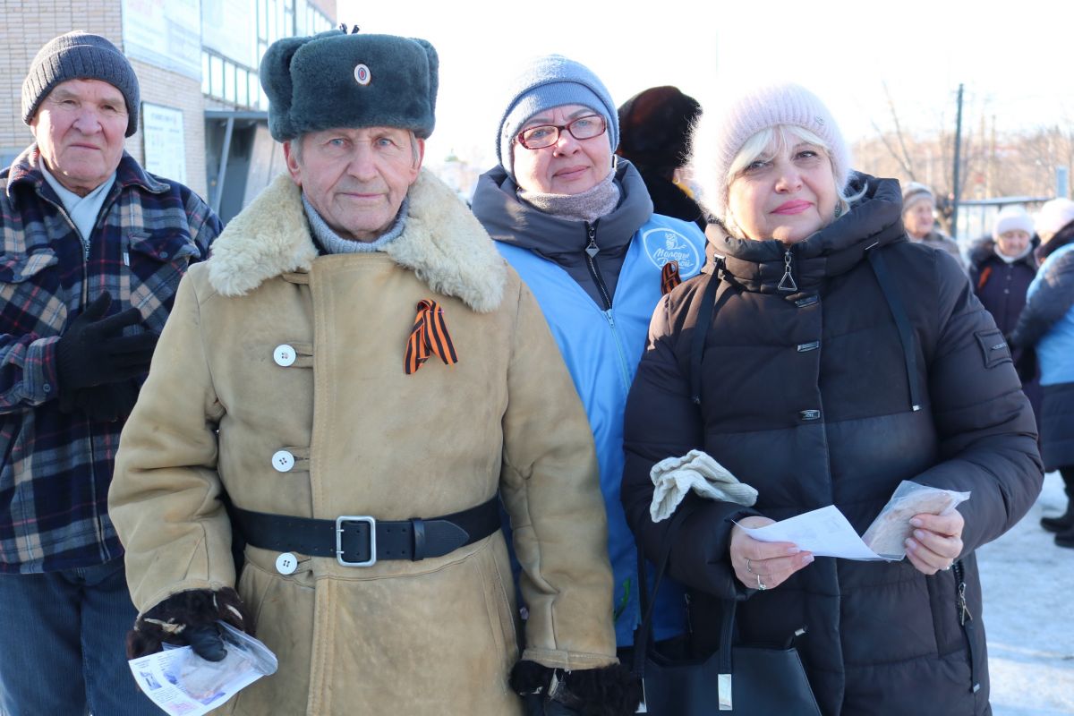 В Верхнеуральске прошла акция «Блокадный хлеб»