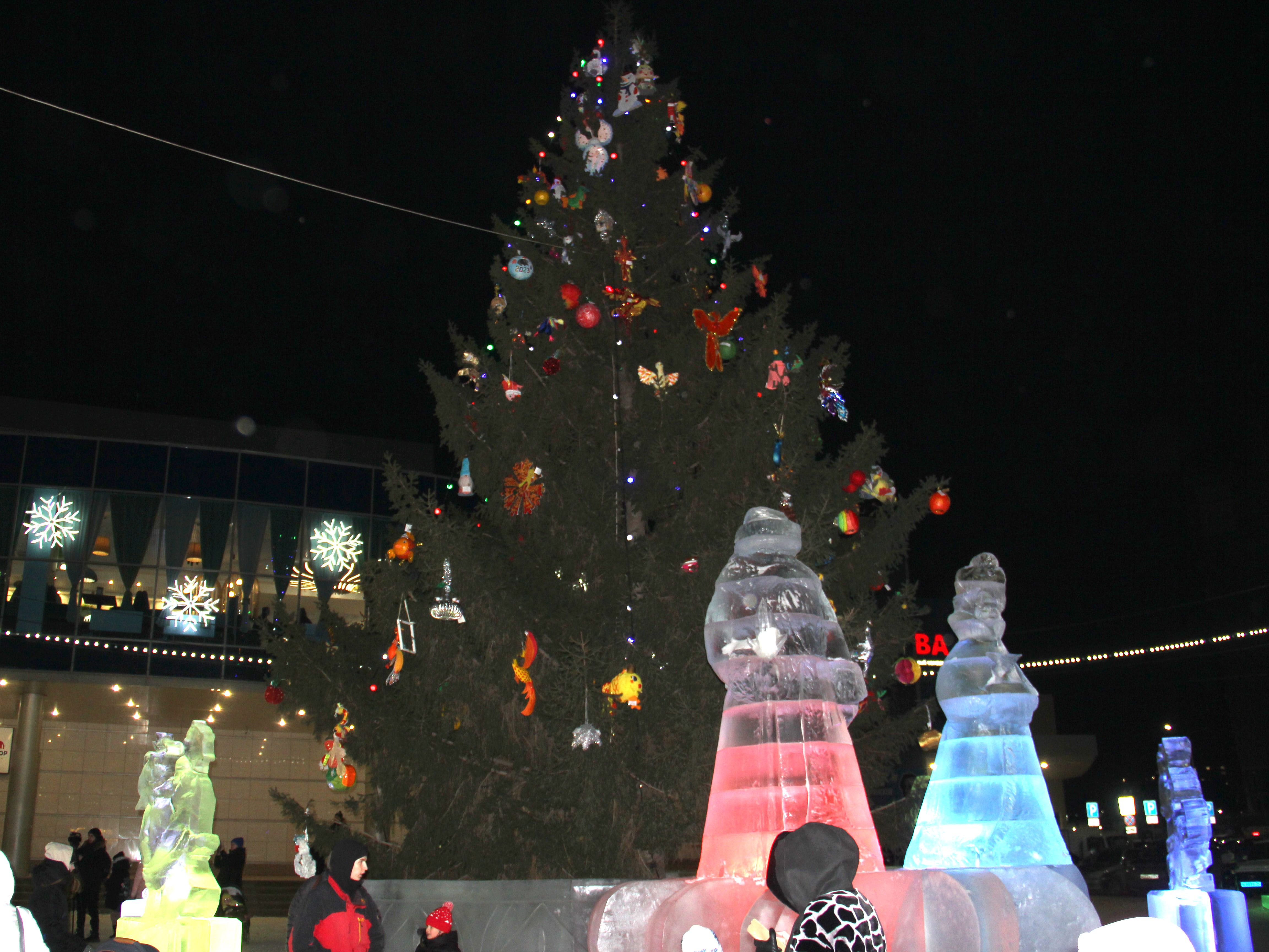 В ледовом городке Копейска появится искусственная елочка