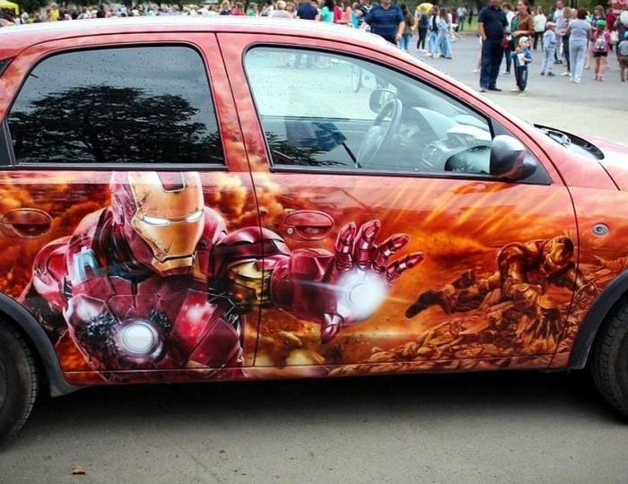 В Челябинске продают автомобиль с изображением супергероя комиксов Marvel