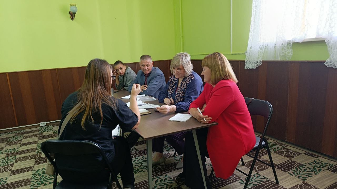 Глава Копейска встретилась с жителями поселка Бажово