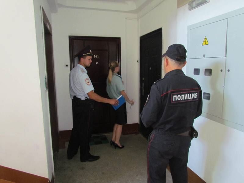 В дома и квартиры копейчан придут участковые уполномоченные полиции