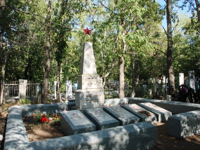 На кладбище Челябинска расстреляли двух смотрителей