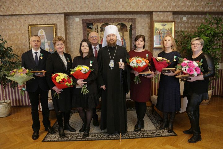 Челябинская епархия наградила работающих с COVID-19 медиков 