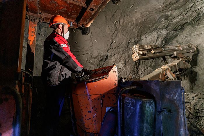На горном руднике в Челябинской области началась разработка нового горизонта