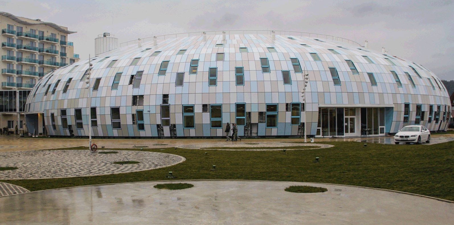 Здания-кольца: самые необычные проекты школ от российских архитекторов