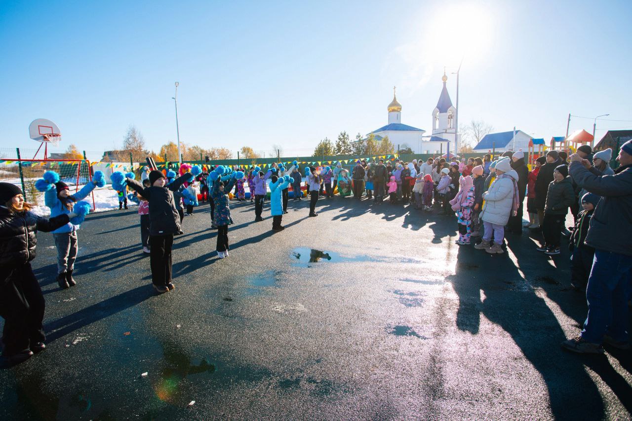 В Копейске открылась новая детская спортивная площадка