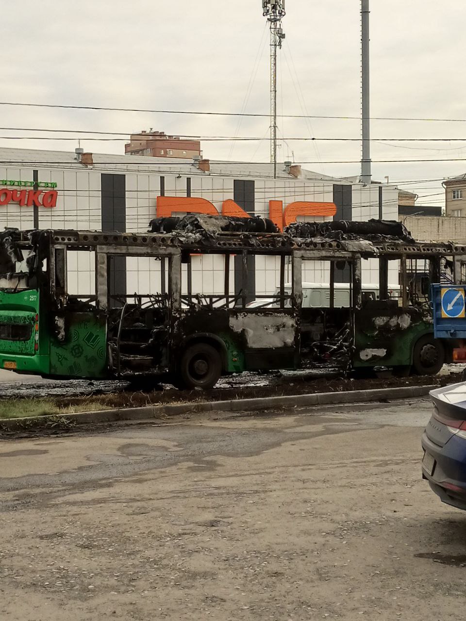 Челябинский автобус сгорел в Копейске