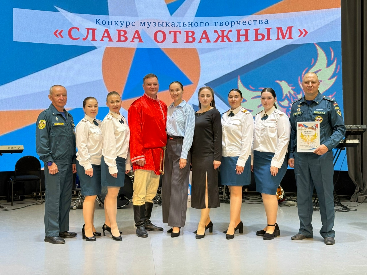 Копейские спасатели блеснули талантами на конкурсе «Слава Отважным» в Миассе
