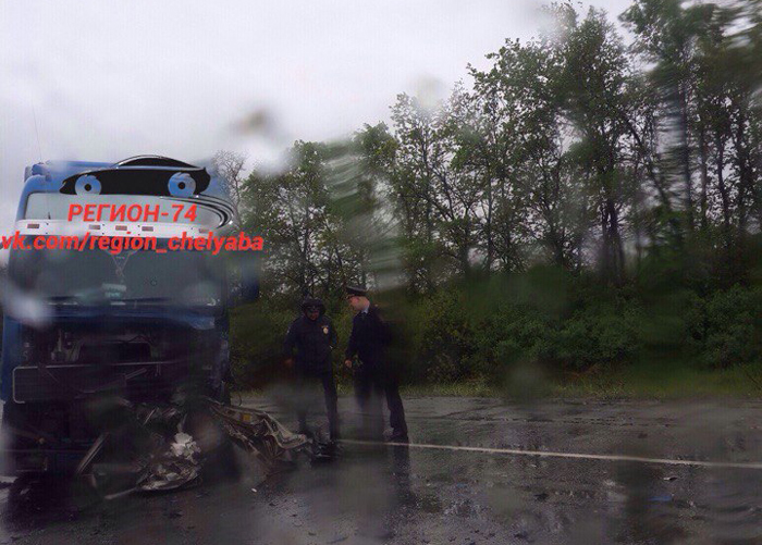 Страшная авария произошла недалеко от Вахрушево. Водителю оторвало голову