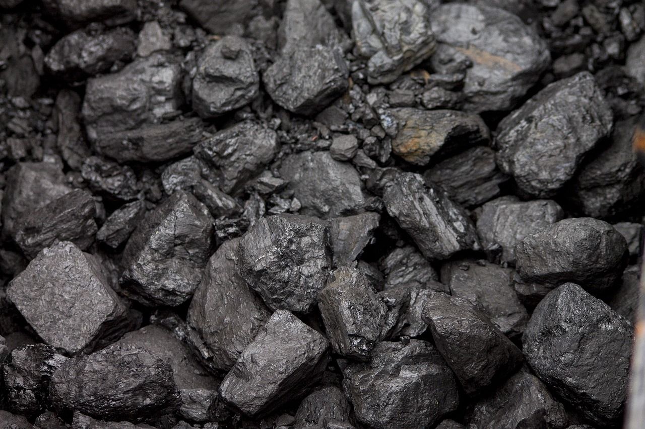 Прокуратура назвала причину схода вагонов с углем в Челябинской области