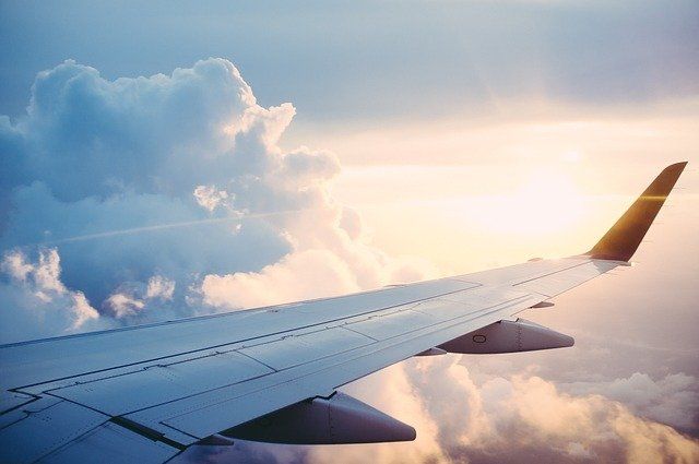 Пассажиры вздрогнули: самолет, вылетевший из Челябинска, экстренно вернулся обратно
