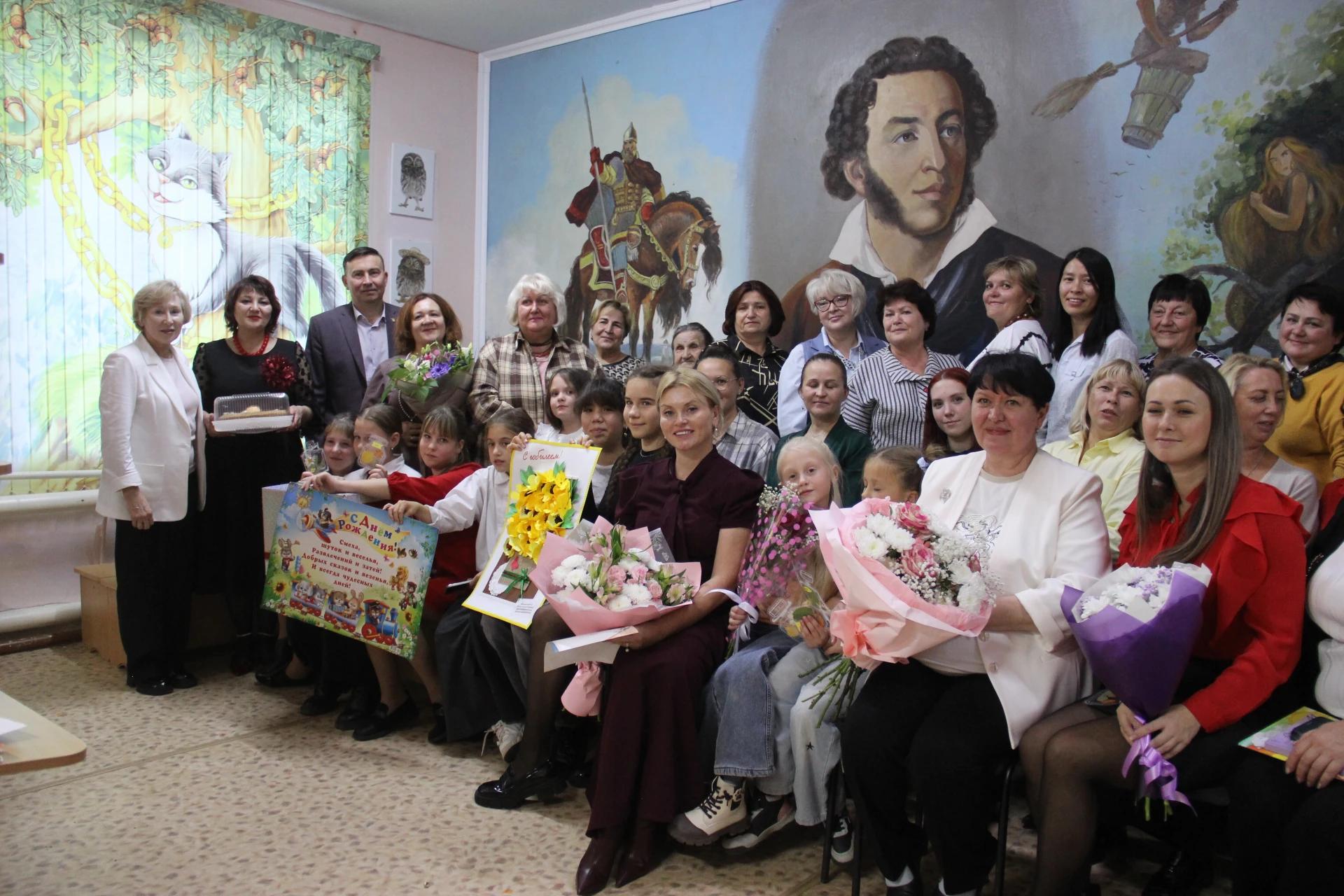 В Копейске детская библиотека отметила 75-летний юбилей