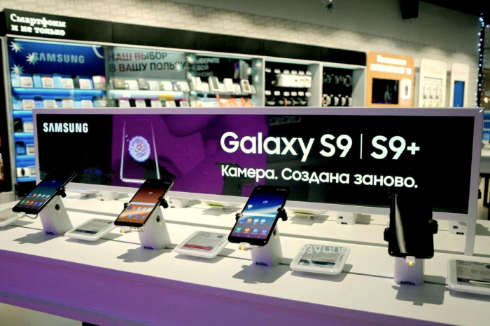 Компания Tele2 подарит клиентам 1 терабайт при покупке 4G-смартфонов Samsung