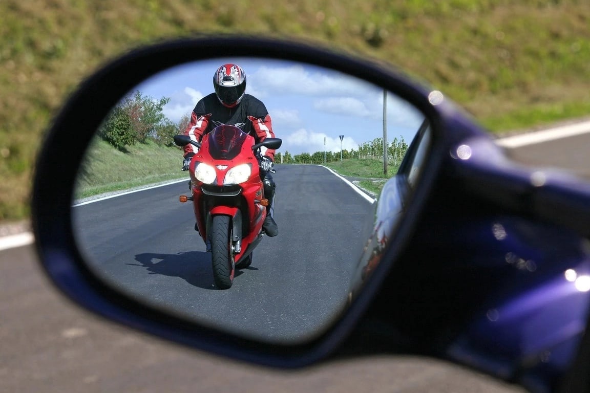 Советы мотоциклистам: как обеспечить свою безопасность