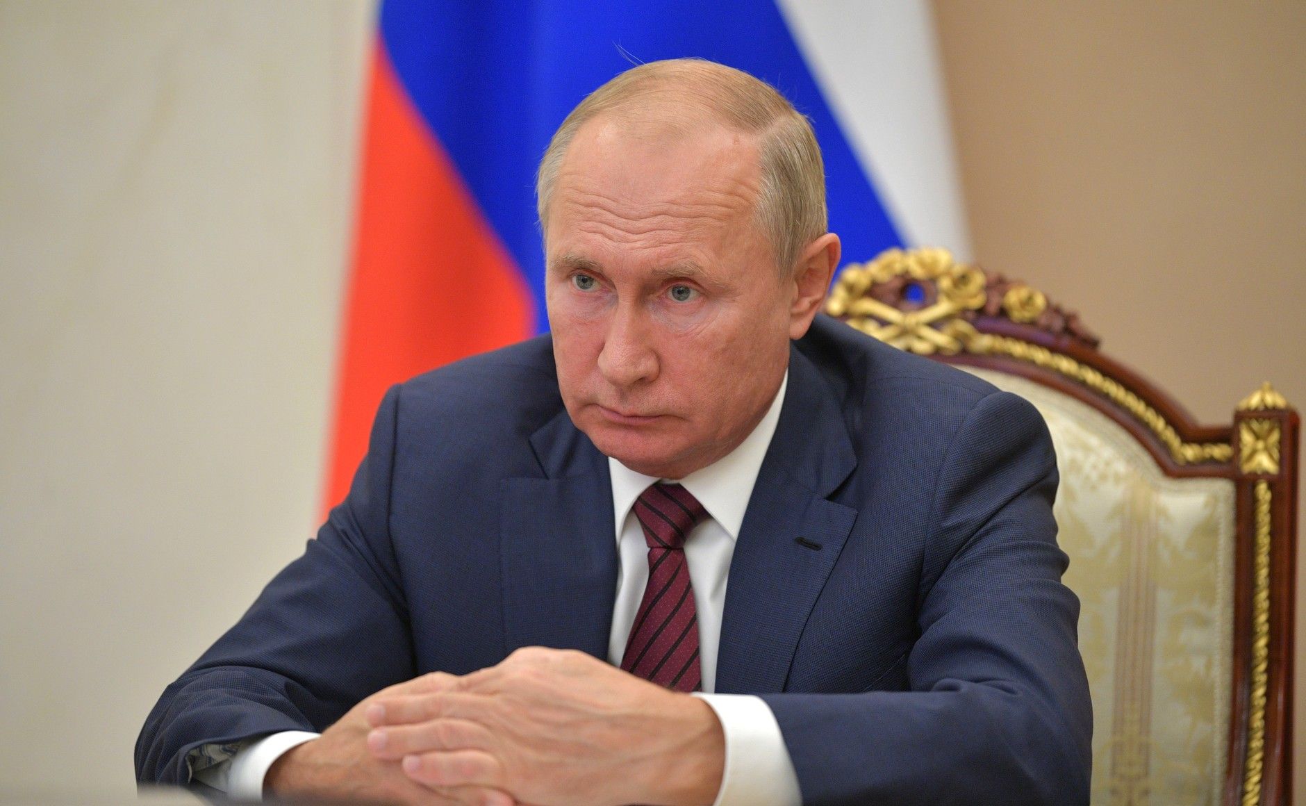 Владимир Путин сообщил о введении новых выплат семьям с детьми школьного возраста
