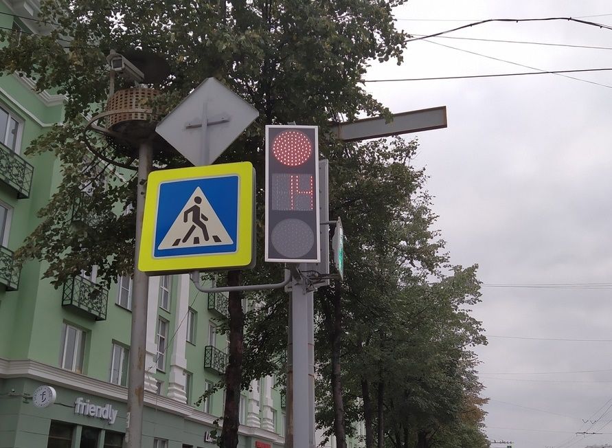В Челябинске отключили светофор на одном из загруженных перекрестков