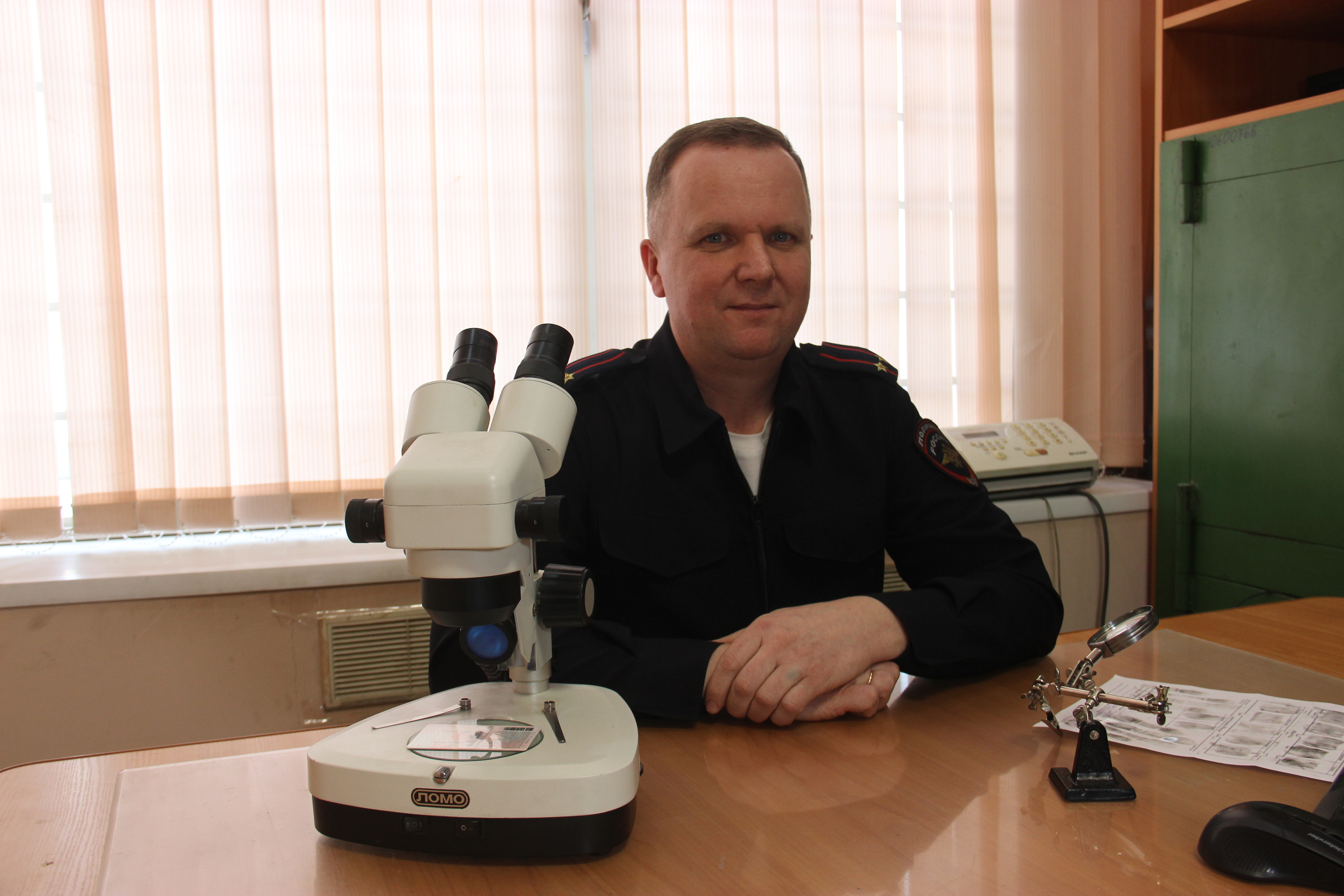 Криминалисты Копейска пригласили журналистов в свой мир улик и расследований