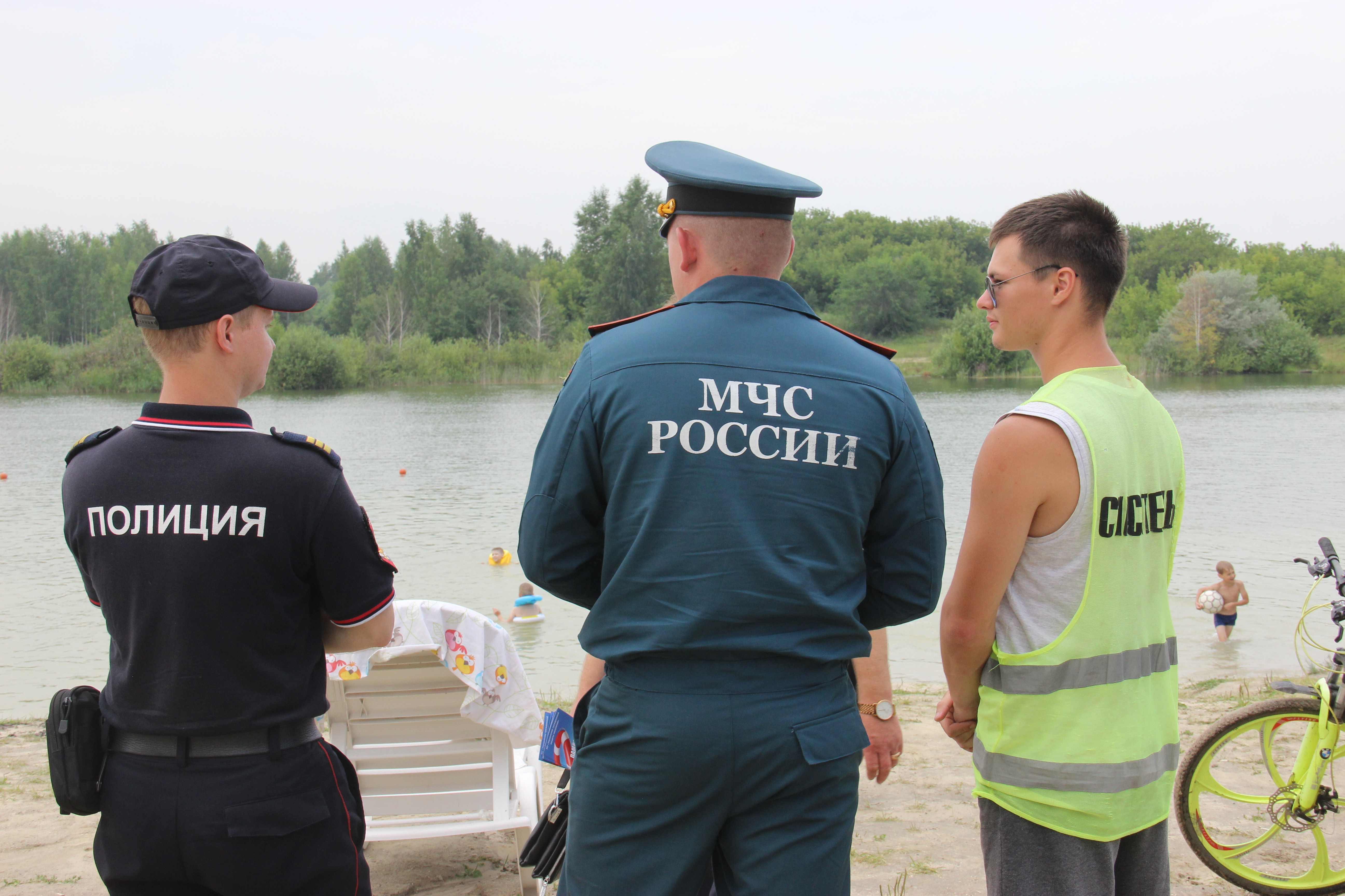 В Копейске проверили безопасность на водоёмах