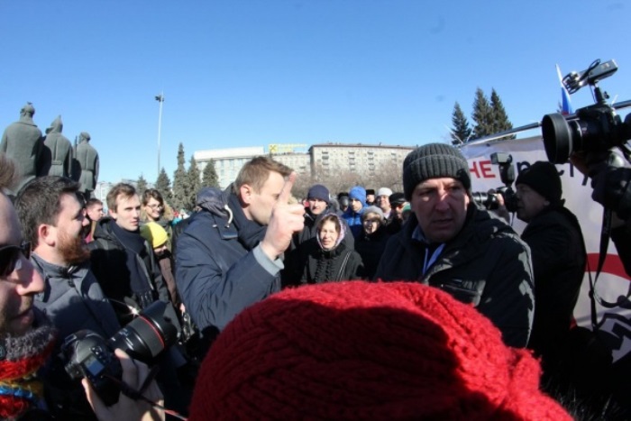 Митинг против строительства Томинского ГОКа с Навальным
