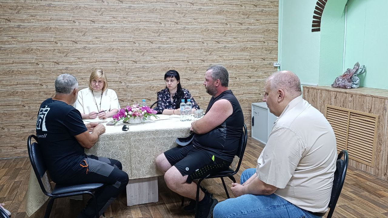 Глава города Копейска встретилась с жителями Старокамышинска