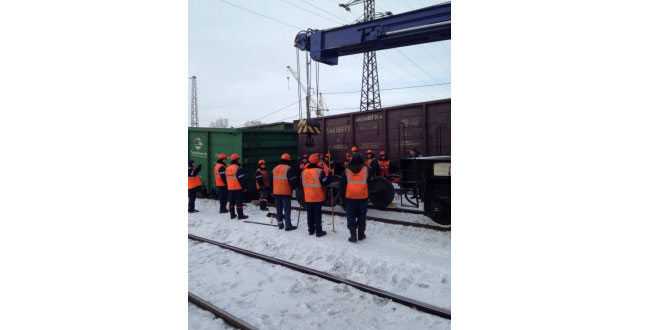 На железнодорожном вокзале в Челябинске сошла с рельсов колесная пара вагона