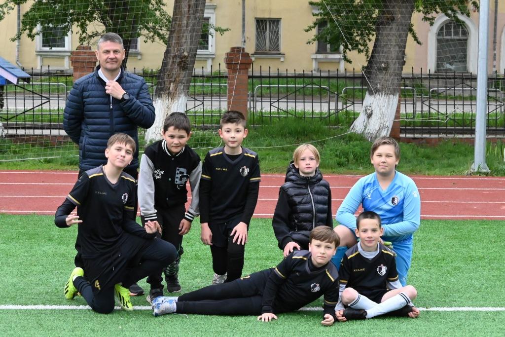 Копейские любители кожаного мяча подвели итоги
