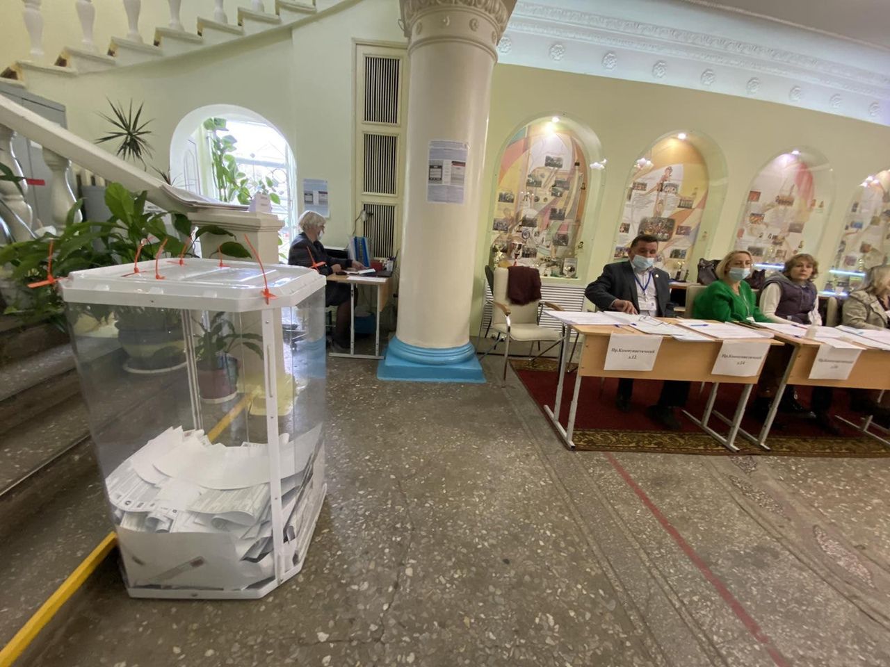 В Копейске закрылись избирательные участки
