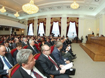 Борис Дубровский зачитал послание депутатам ЗСО