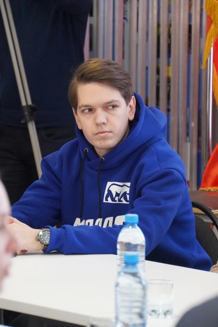 Владислав Бочарников Биография