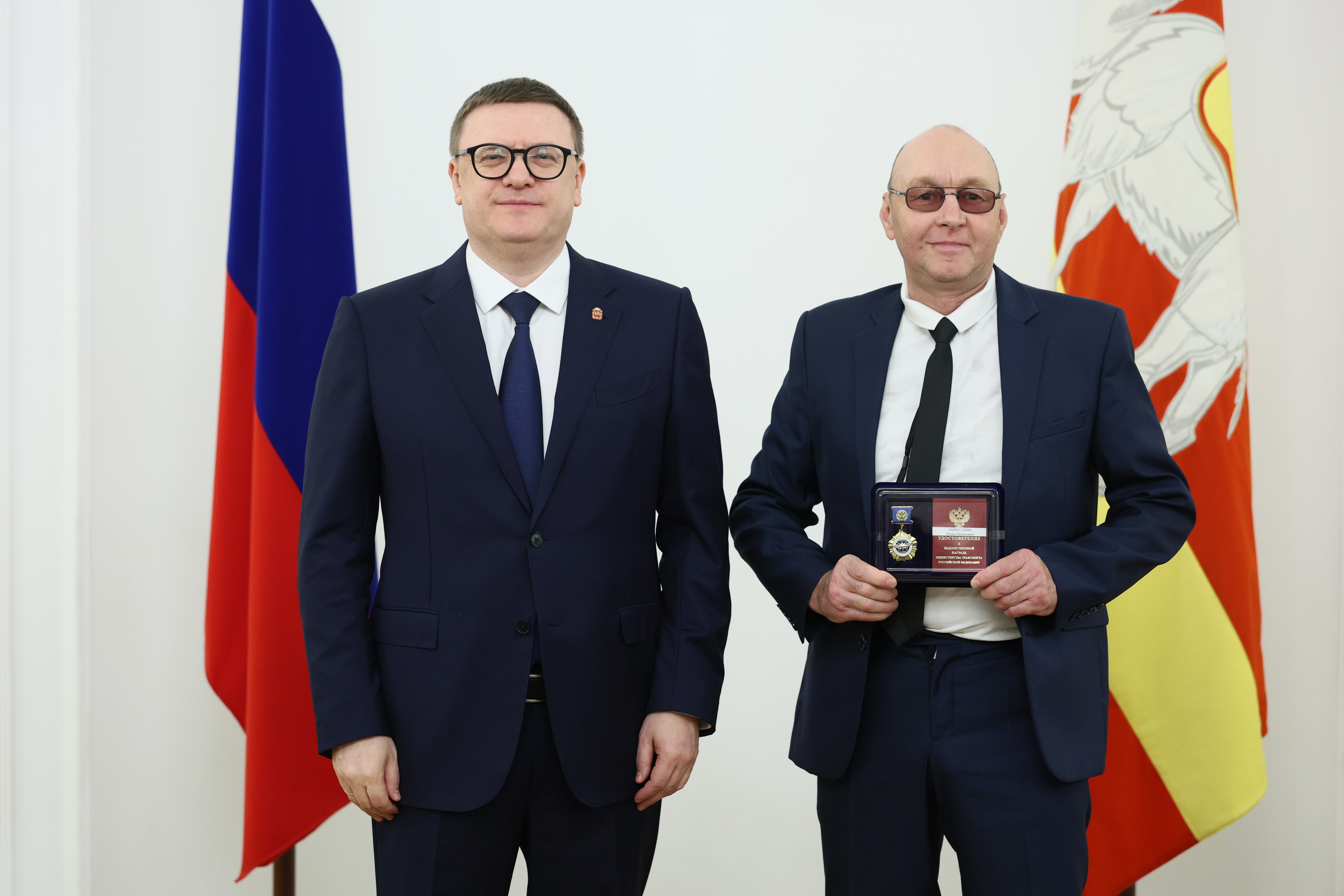 Работники копейского автопредприятия получили награды губернатора