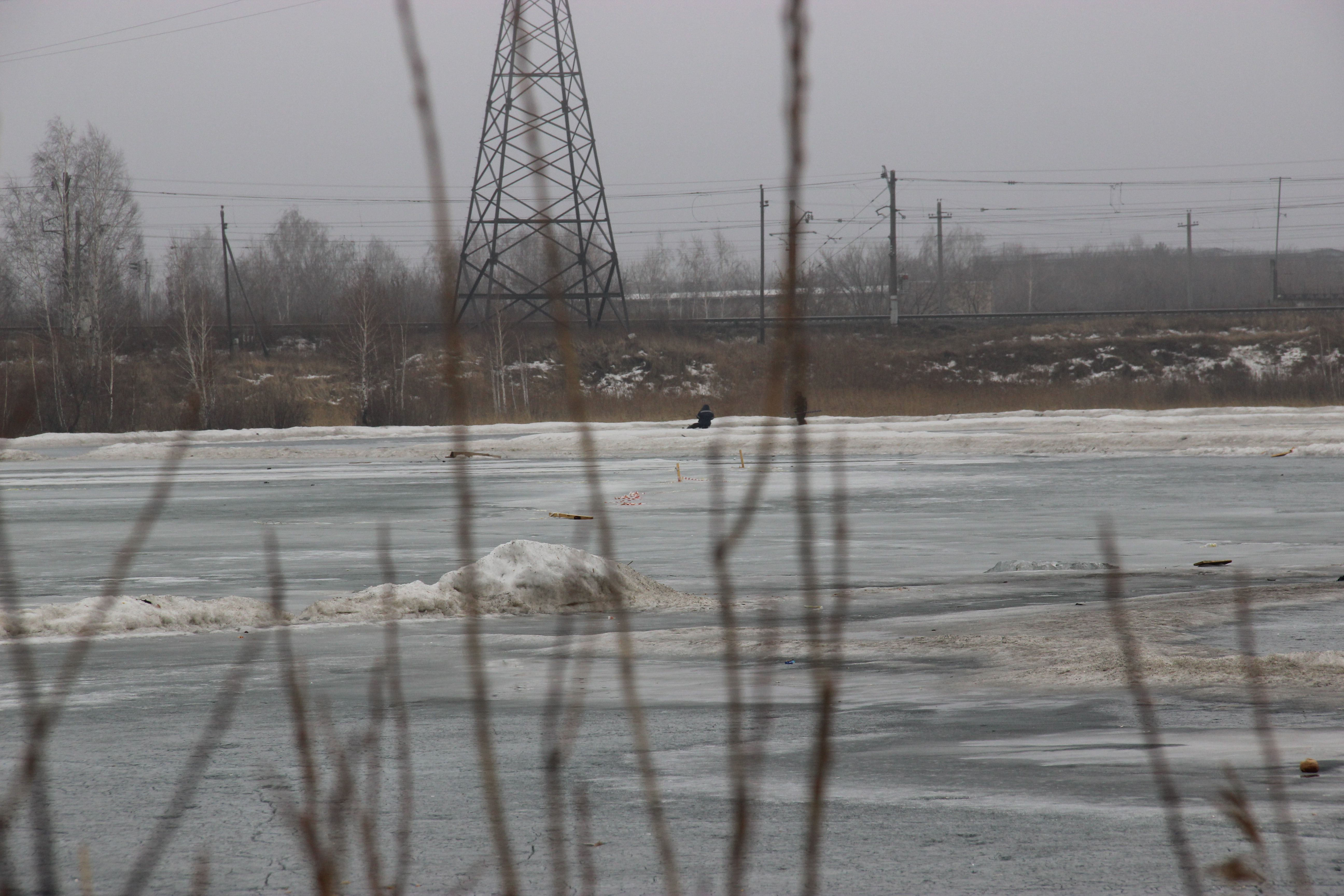 Полиция Копейска предупреждает об опасности весеннего льда