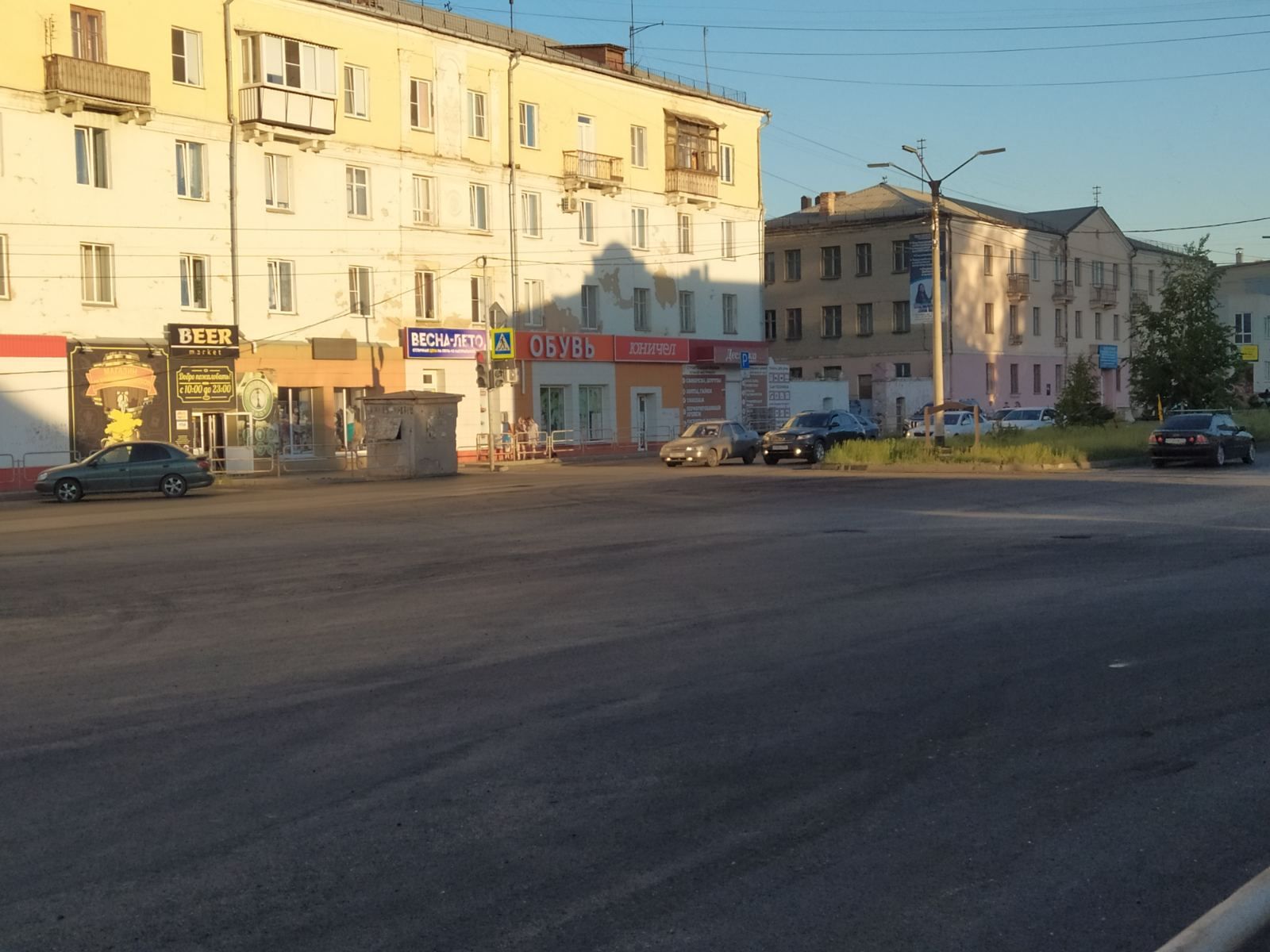 Ищите пути объезда! Перекресток проспектов Славы и Ильича перекрыли из-за ремонта