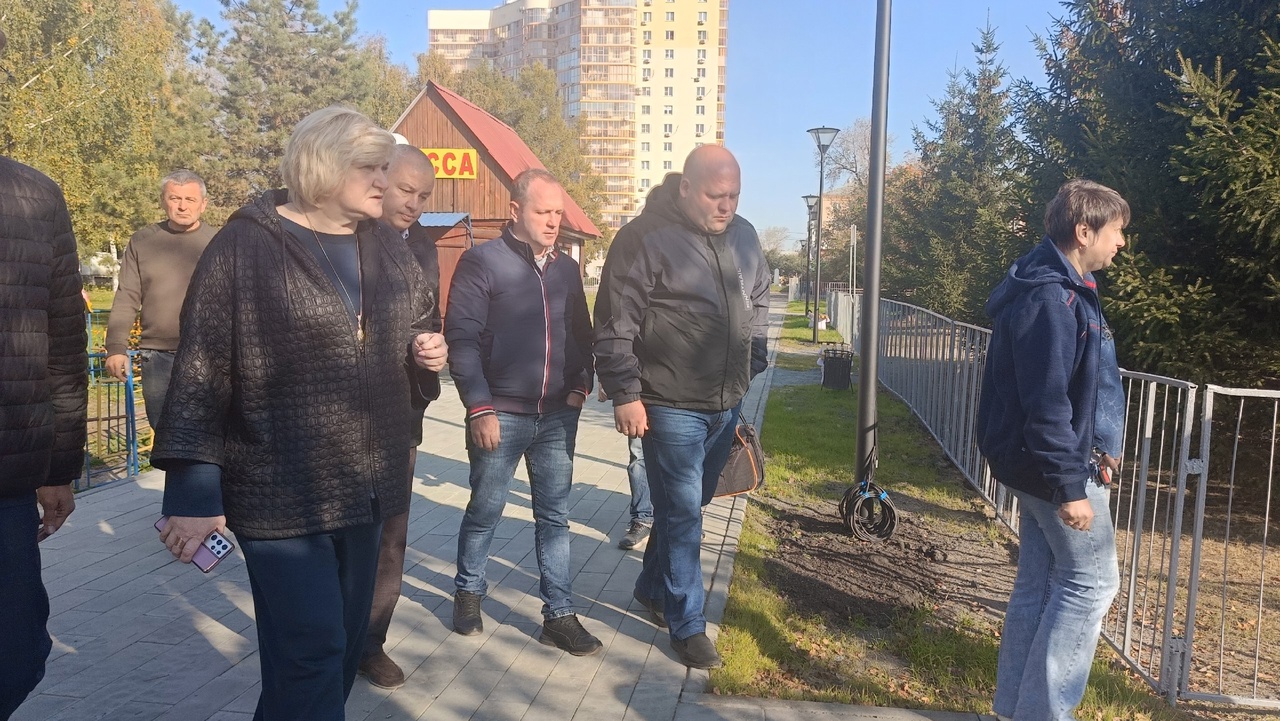 Глава Копейска посетила городской парк