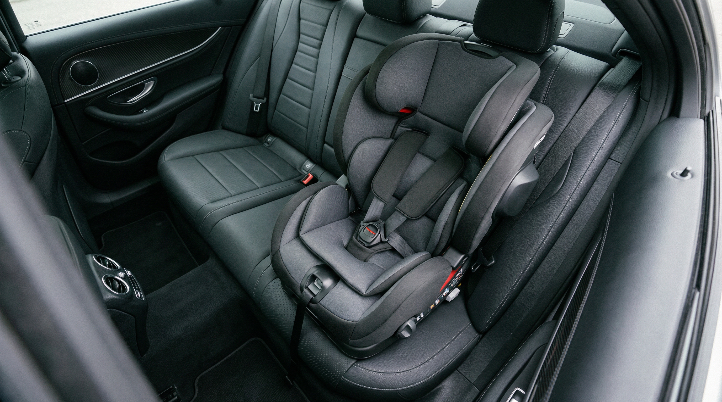 Штрафы за нарушения при перевозке детей изменятся