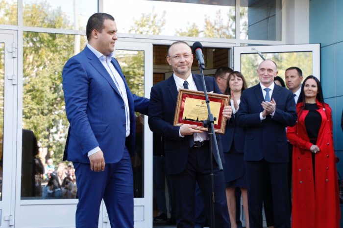 Глава РМК получил Благодарность Федерации бокса России 
