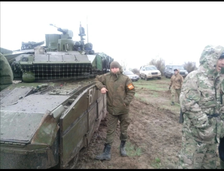 Копейский спецназовец быстро освоил танк