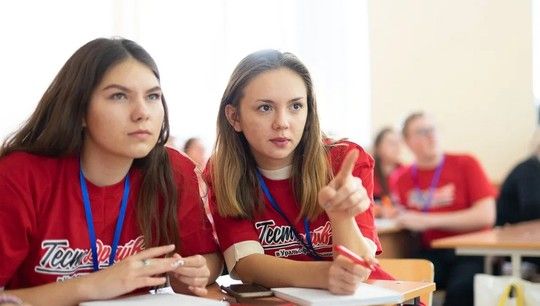 Уральский федеральный университет приглашает школьников Копейска погрузиться в студенческую жизнь