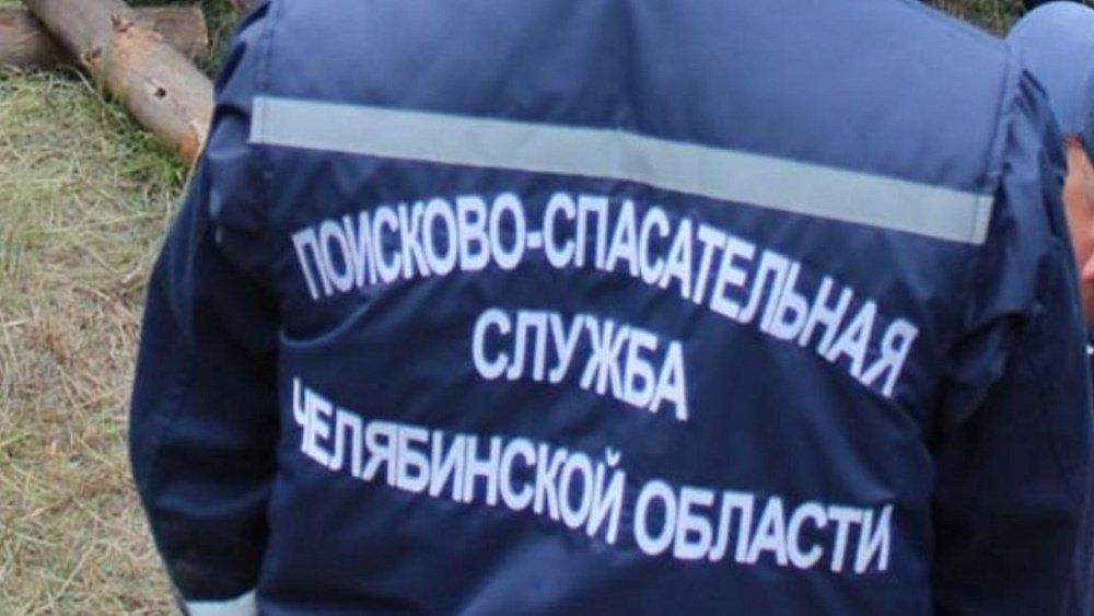 В Челябинской области спасли подростка на крыше