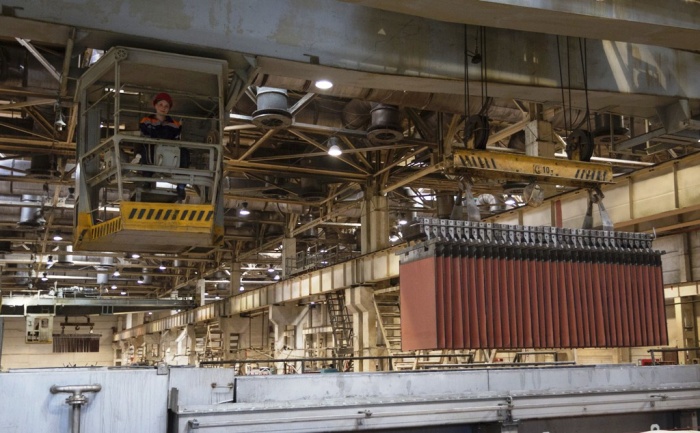 На «Кыштымском медеэлектролитном заводе» повышают безопасность труда