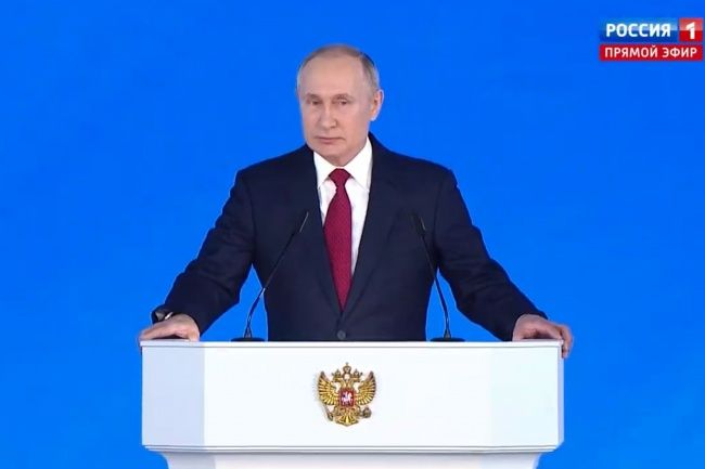 Путин пообещал бесплатное горячее питание для учеников начальной школы