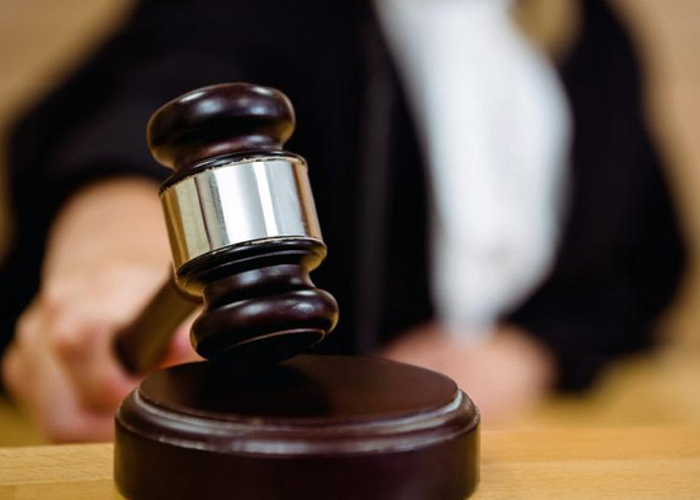 Копейский суд приговорил Истомину Т. к лишению свободы и штрафу