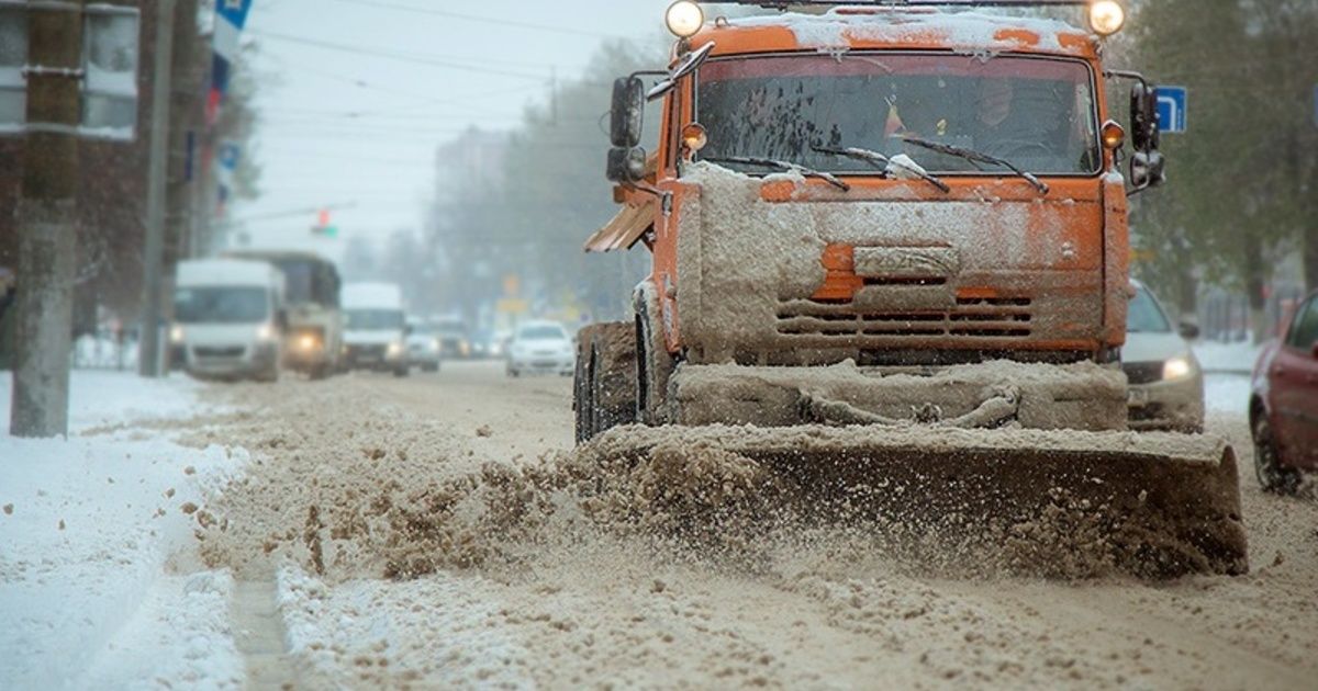 Три миллиарда на уборку дорог получили метростроевцы в Челябинске