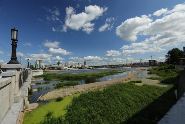 В Челябинске очистят русло реки Миасс с помощью спецтехники