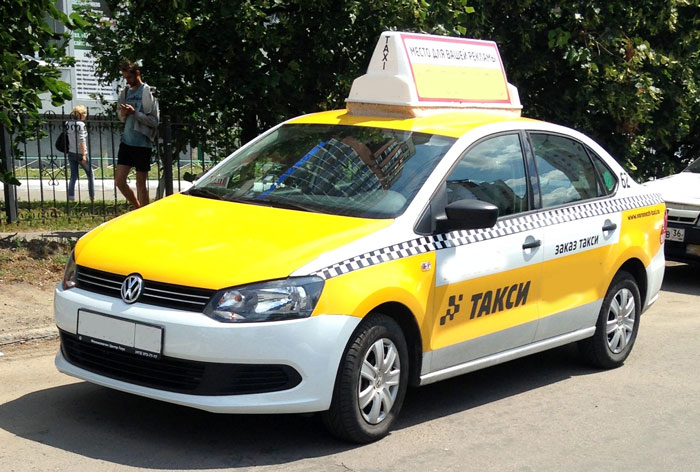 В Челябинской области молодая таксистка наехала на пенсионерку 