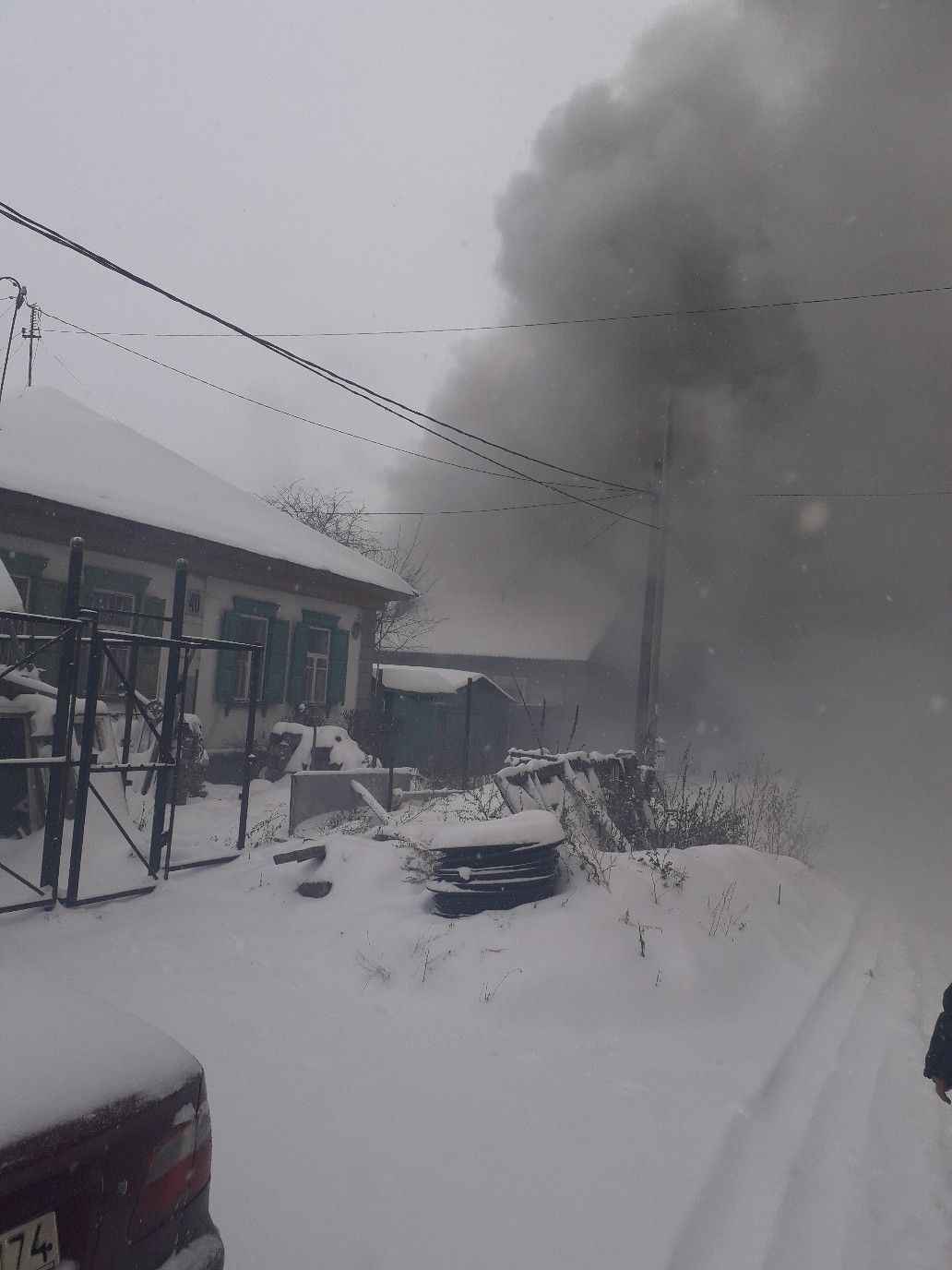 В Челябинске тушат большой пожар