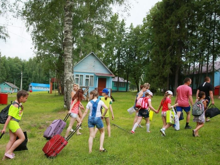 Два детских летних лагеря закрыли на Южном Урале