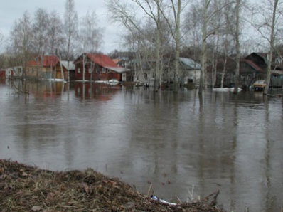 Половодье грозит затоплением 18 городам Половодье грозит затоплением 18 городам