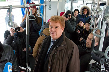 Пробник в большом формате: в Челябинске тестируют автобус на газу
