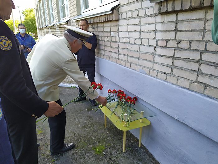 20 лет со дня трагедии. В Копейске почтили память погибших на подлодке «Курск» земляков